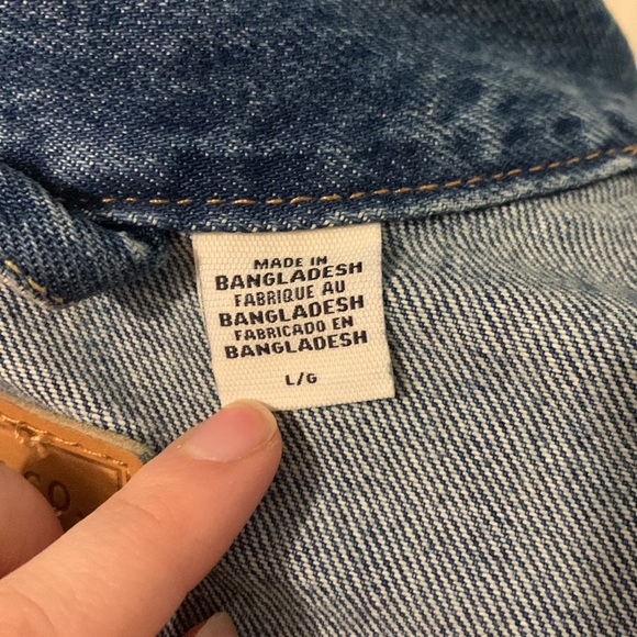 NWT Levis Premium Vintage Fit Trucker Jacket - Picture 9 of 10